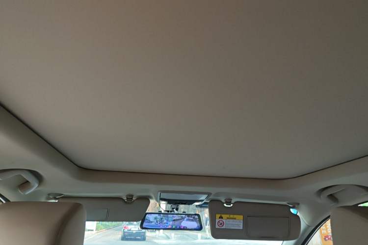 Used Honda CR-V 2019 Brilliant Edition 240TURBO CVT 2WD Comfort Version China VI Emission Standard Headliner
