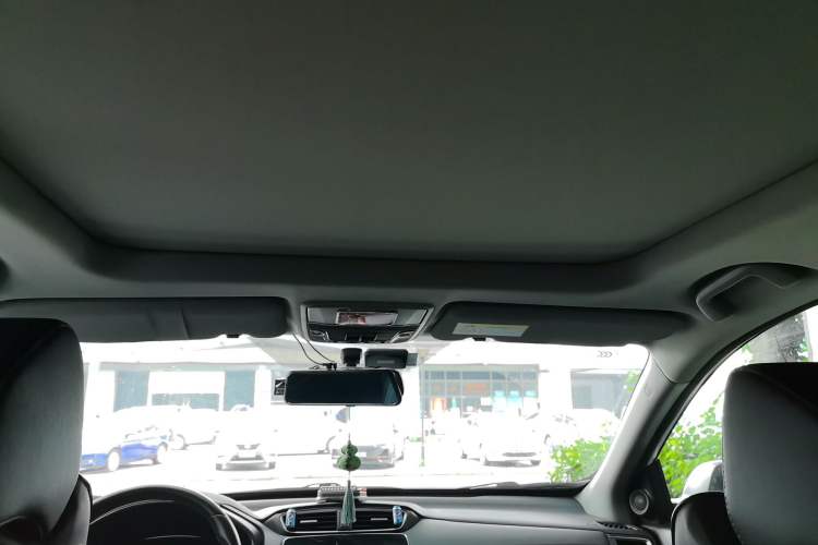 Used Honda CR-V 2019 240TURBO CVT 2WD Fashion Edition China VI Headliner