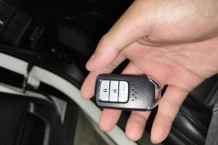 Used Honda CR-V 2019 240TURBO CVT 2WD Fashion Edition China V Interior 1