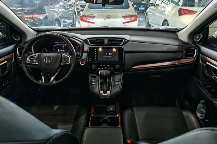Used Honda CR-V 2019 Brilliant Edition Plus 240TURBO CVT Two-Wheel Drive Fashion Version China VI Emission Standard Interior 1