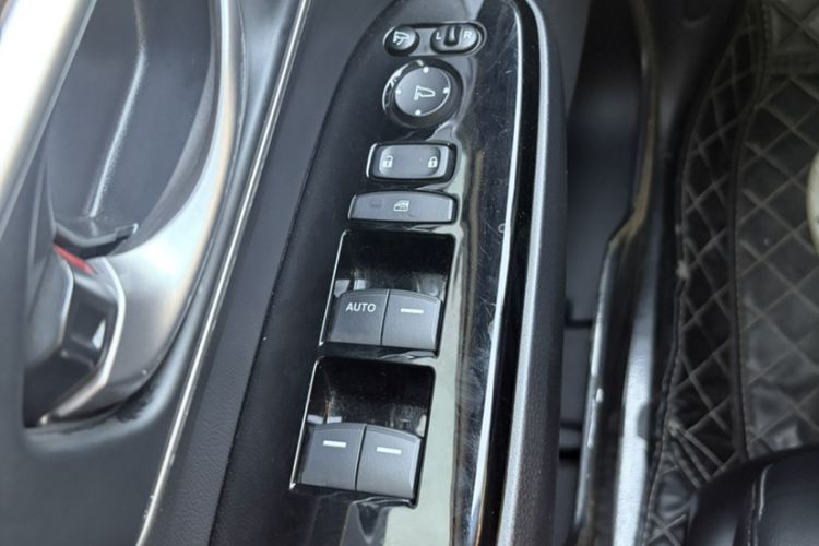 Used Honda CR-V 2019 240TURBO CVT 2WD Fashion Edition China VI Interior 12