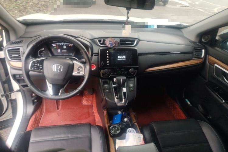 Used Honda CR-V 2019 240TURBO CVT 2WD Fashion Edition China V Interior 2