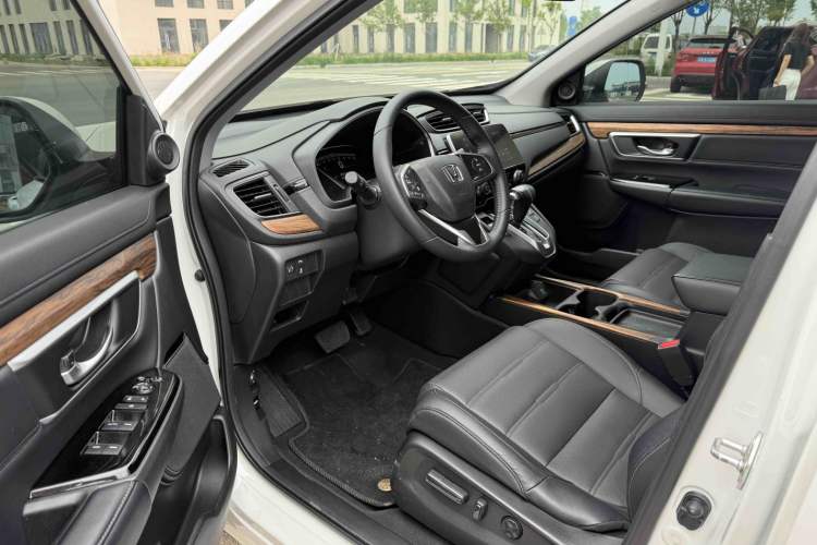 Used Honda CR-V 2019 240TURBO CVT Four-Wheel Drive Luxury Edition China V Emission Standard Interior 2