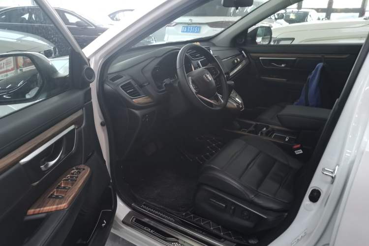 Used Honda CR-V 2019 240TURBO CVT 2WD Fashion Edition China VI Interior 3