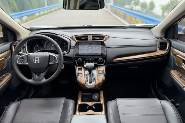 Used Honda CR-V 2019 240TURBO CVT 2WD Comfort Version China V Interior 3