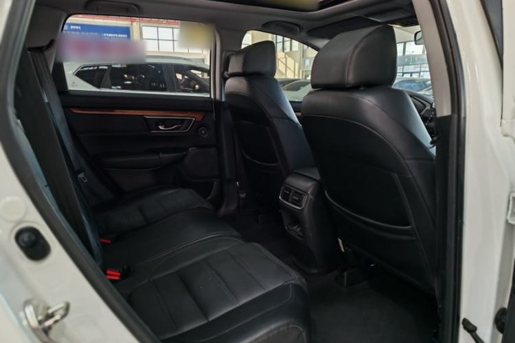 Used Honda CR-V 2019 Brilliant Edition Plus 240TURBO CVT Two-Wheel Drive Fashion Version China VI Emission Standard Interior 3