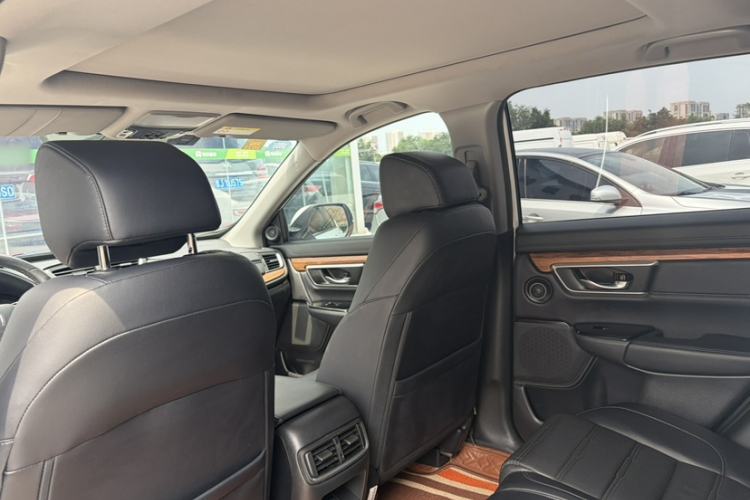 Used Honda CR-V 2019 240TURBO CVT 2WD Fashion Edition China VI Interior 4