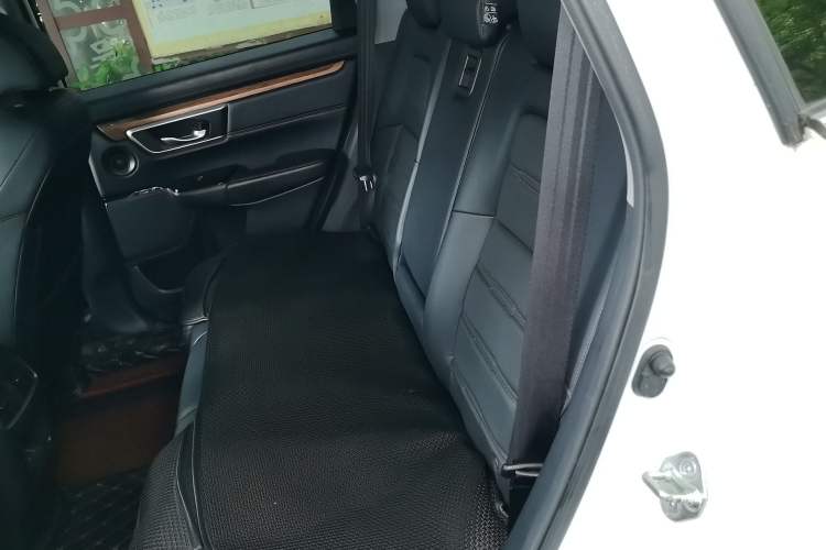 Used Honda CR-V 2019 240TURBO CVT 2WD Fashion Edition China VI Interior 4