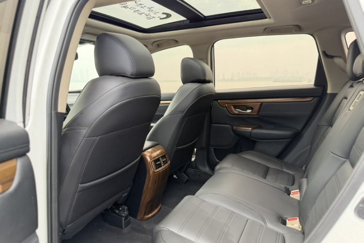 Used Honda CR-V 2019 240TURBO CVT 2WD Comfort Version China V Interior 5