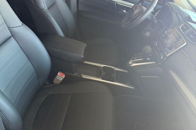 Used Honda CR-V 2019 Brilliant Edition 240TURBO CVT 2WD Comfort Version China VI Emission Standard Interior 6