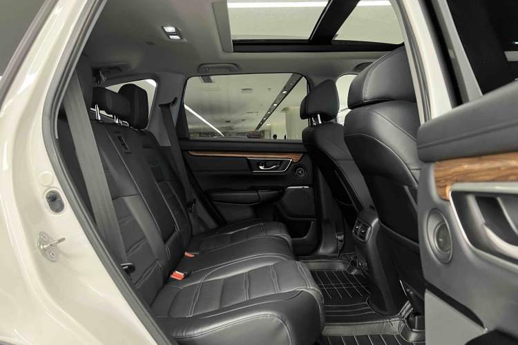 Used Honda CR-V 2019 240TURBO CVT 2WD Fashion Edition China VI Interior 6
