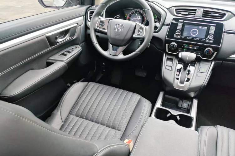 Used Honda CR-V 2019 240TURBO CVT 2WD Comfort Version China VI Emission Standard Interior 6