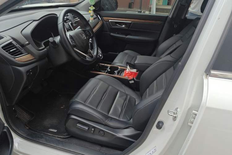 Used Honda CR-V 2019 Brilliant Edition Plus 240TURBO CVT Two-Wheel Drive Fashion Version China VI Emission Standard Left Front Seat