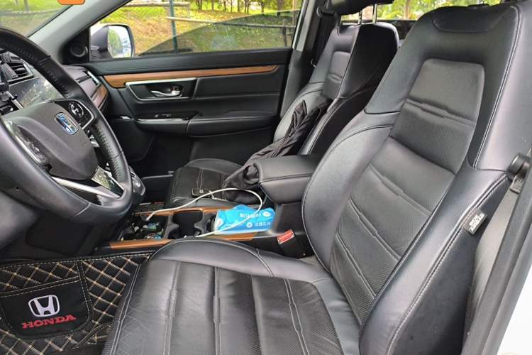 Used Honda CR-V 2019 240TURBO CVT 2WD Fashion Edition China VI Left Front Seat