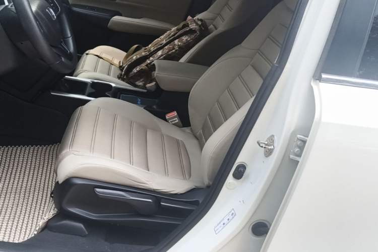 Used Honda CR-V 2019 Brilliant Edition 240TURBO CVT 2WD Comfort Version China VI Emission Standard Left Front Seat
