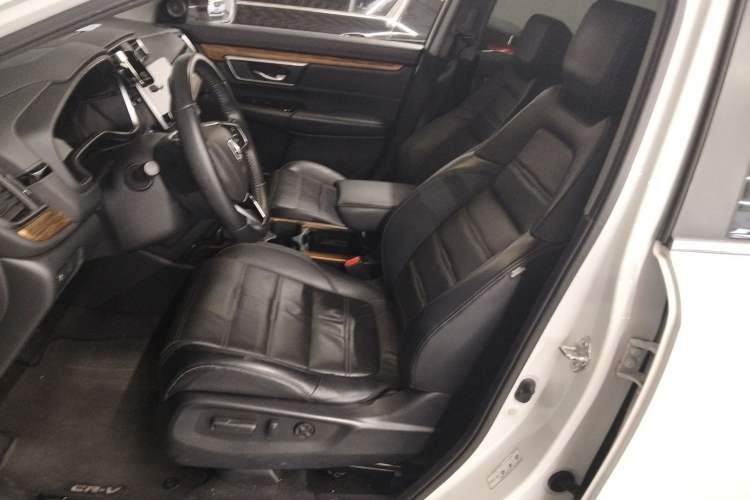 Used Honda CR-V 2019 240TURBO CVT 2WD Fashion Edition China VI Left Front Seat