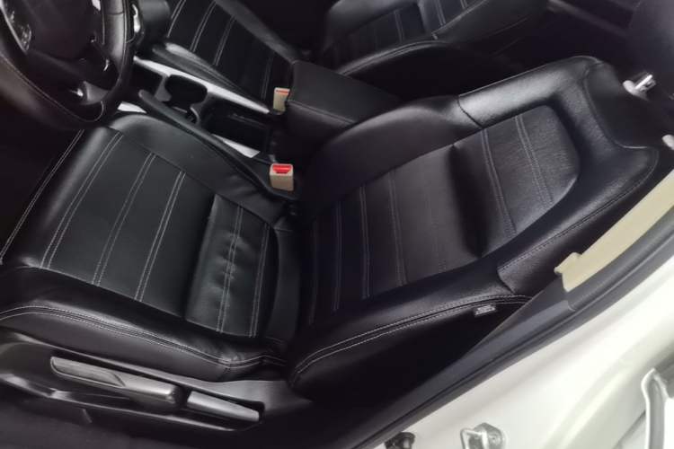 Used Honda CR-V 2019 240TURBO CVT 2WD Comfort Version China VI Emission Standard Left Front Seat