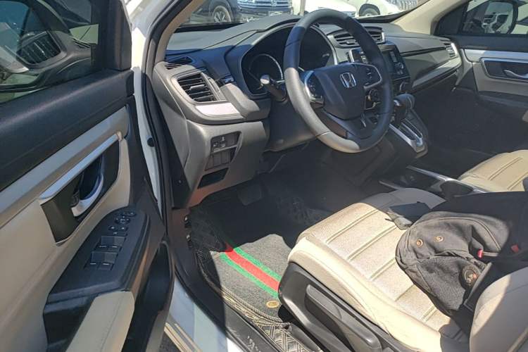 Used Honda CR-V 2019 Brilliant Edition 240TURBO CVT 2WD Comfort Version China VI Emission Standard Left Front Seat