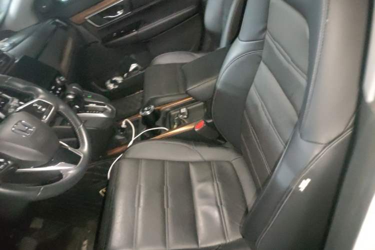 Used Honda CR-V 2019 240TURBO CVT 2WD Fashion Edition China V Left Front Seat