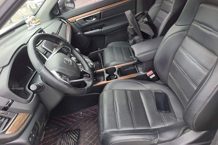 Used Honda CR-V 2019 Brilliant Edition Plus 240TURBO CVT Two-Wheel Drive Fashion Version China VI Emission Standard Left Front Seat