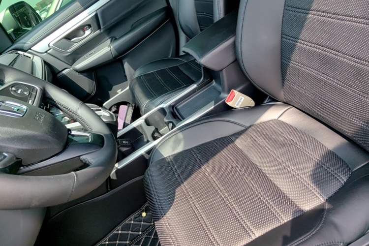 Used Honda CR-V 2019 240TURBO CVT 2WD Comfort Version China VI Emission Standard Left Front Seat