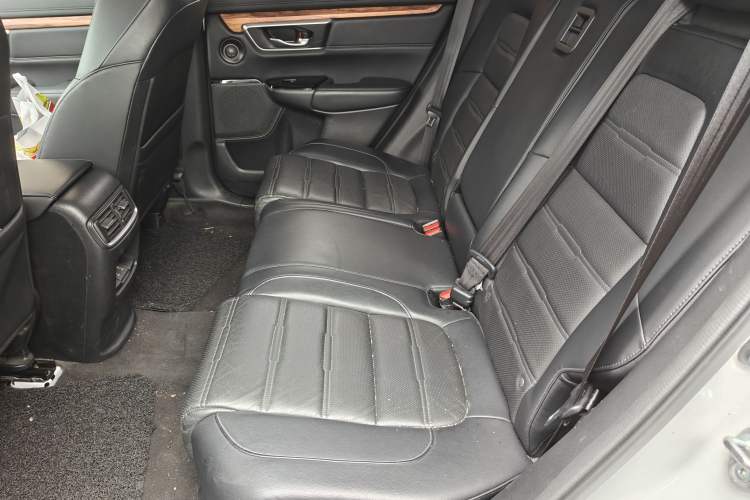 Used Honda CR-V 2019 240TURBO CVT 2WD Fashion Edition China V Left Rear Seat