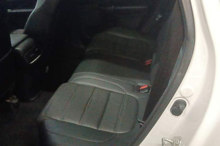 Used Honda CR-V 2019 240TURBO CVT 2WD Fashion Edition China V Left Rear Seat