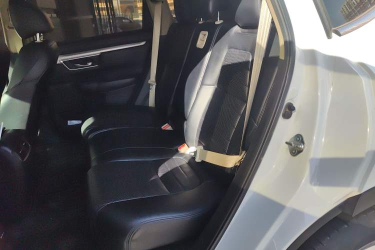 Used Honda CR-V 2019 240TURBO CVT 2WD Comfort Version China V Left Rear Seat