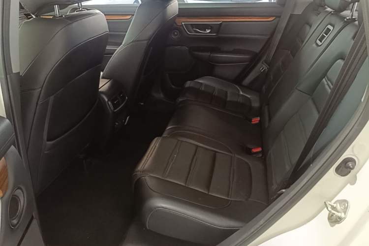 Used Honda CR-V 2019 Brilliant Edition Plus 240TURBO CVT Two-Wheel Drive Fashion Version China VI Emission Standard Left Rear Seat