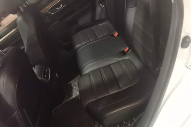 Used Honda CR-V 2019 Brilliant Edition Plus 240TURBO CVT Two-Wheel Drive Fashion Version China VI Emission Standard Left Rear Seat