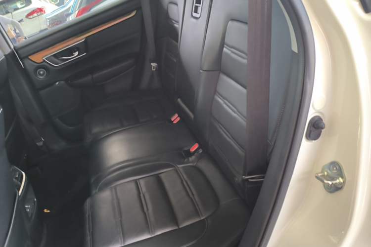 Used Honda CR-V 2019 Brilliant Edition Plus 240TURBO CVT Two-Wheel Drive Fashion Version China VI Emission Standard Left Rear Seat