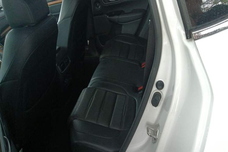 Used Honda CR-V 2019 240TURBO CVT 2WD Fashion Edition China V Left Rear Seat