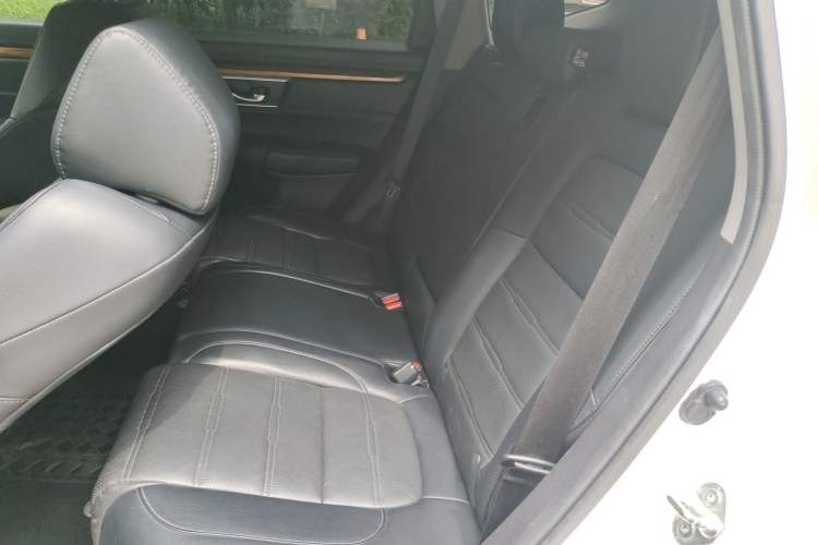 Used Honda CR-V 2019 Brilliant Edition Plus 240TURBO CVT Two-Wheel Drive Fashion Version China VI Emission Standard Left Rear Seat