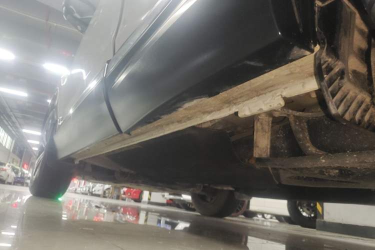 Used Honda CR-V 2019 240TURBO CVT 2WD Fashion Edition China V Left Side Sill