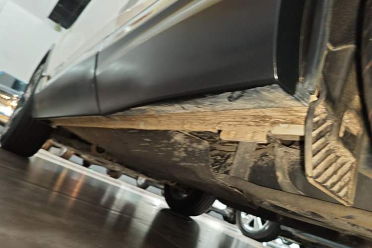 Used Honda CR-V 2019 240TURBO CVT 2WD Fashion Edition China VI Left Side Sill