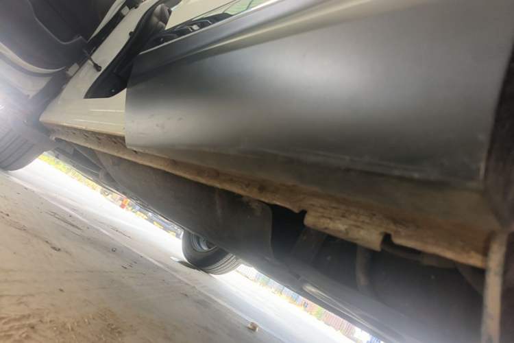 Used Honda CR-V 2019 240TURBO CVT 2WD Fashion Edition China V Left Side Sill