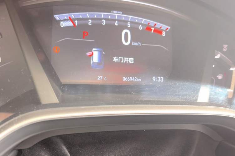 Used Honda CR-V 2019 240TURBO CVT 2WD Fashion Edition China V Odometer Close Up