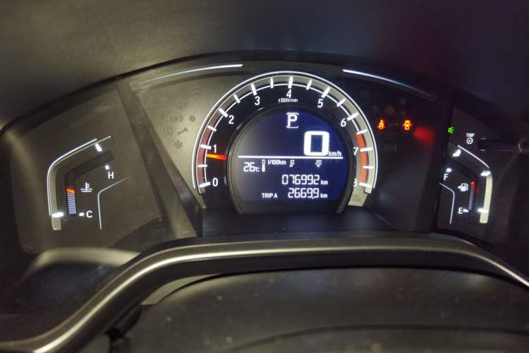 Used Honda CR-V 2019 240TURBO CVT 2WD Comfort Version China V Odometer Close Up
