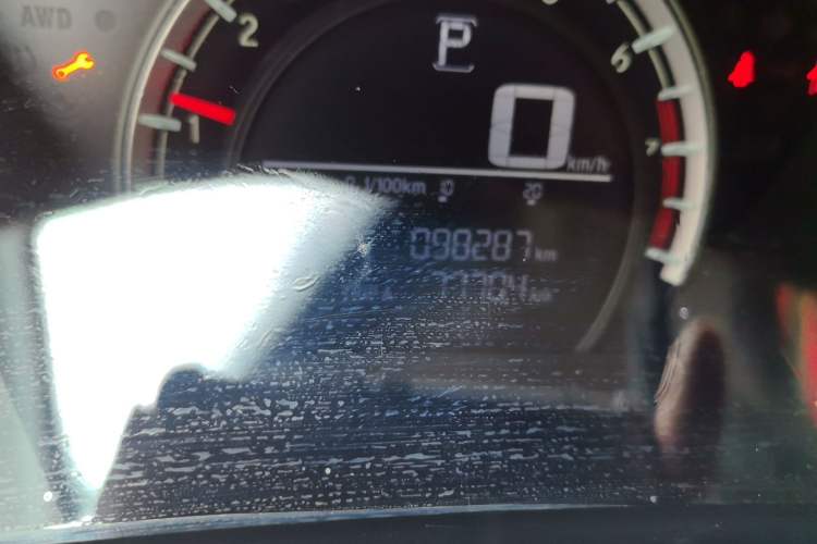 Used Honda CR-V 2019 240TURBO CVT 2WD Comfort Version China V Odometer Close Up