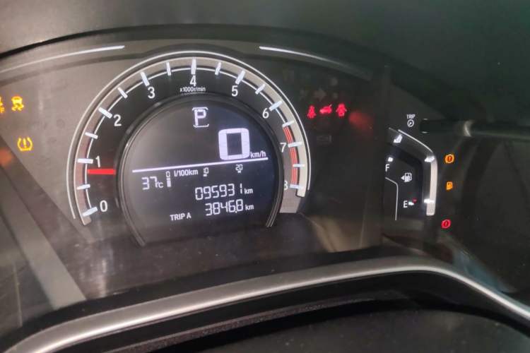 Used Honda CR-V 2019 240TURBO CVT 2WD Comfort Version China V Odometer Close Up