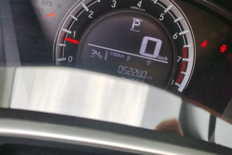 Used Honda CR-V 2019 240TURBO CVT 2WD Comfort Version China VI Emission Standard Odometer Close Up