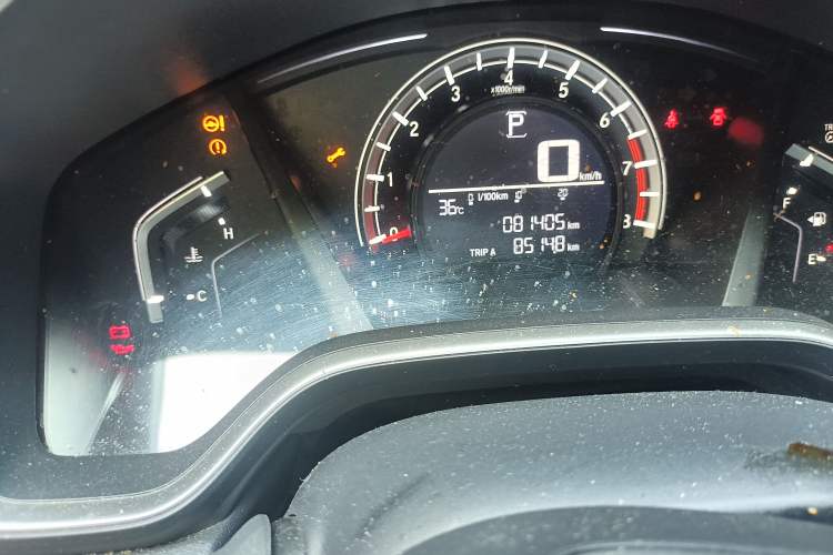 Used Honda CR-V 2019 240TURBO CVT 2WD Comfort Version China VI Emission Standard Odometer Close Up