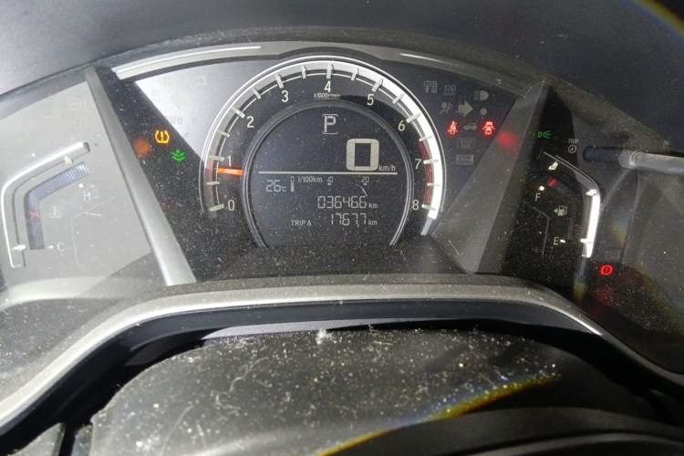 Used Honda CR-V 2019 240TURBO CVT 2WD Comfort Version China VI Emission Standard Odometer Close Up