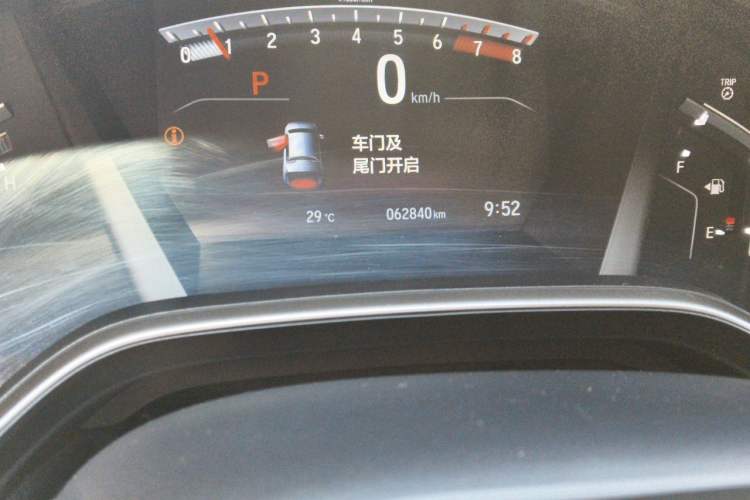 Used Honda CR-V 2019 240TURBO CVT 2WD Fashion Edition China V Odometer Close Up