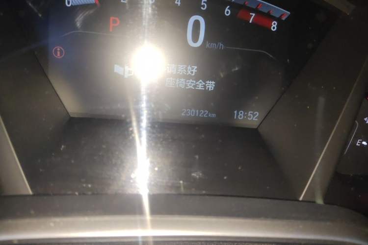 Used Honda CR-V 2019 240TURBO CVT 2WD Fashion Edition China V Odometer Close Up
