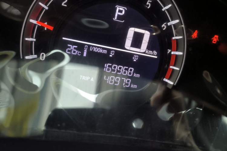 Used Honda CR-V 2019 240TURBO CVT 2WD Comfort Version China VI Emission Standard Odometer Close Up