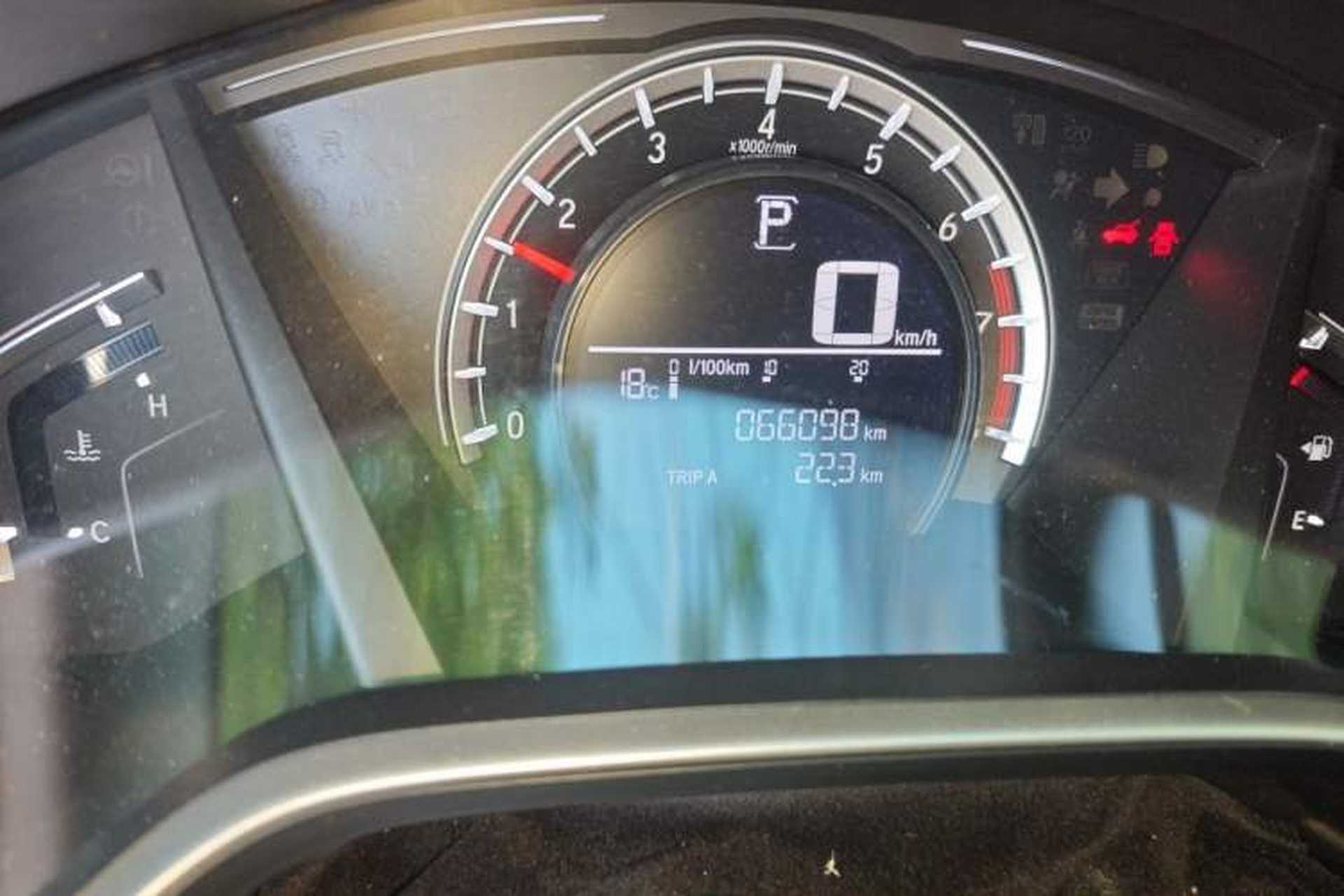 Used Honda CR-V 2019 240TURBO CVT 2WD Comfort Version China V Odometer Close Up