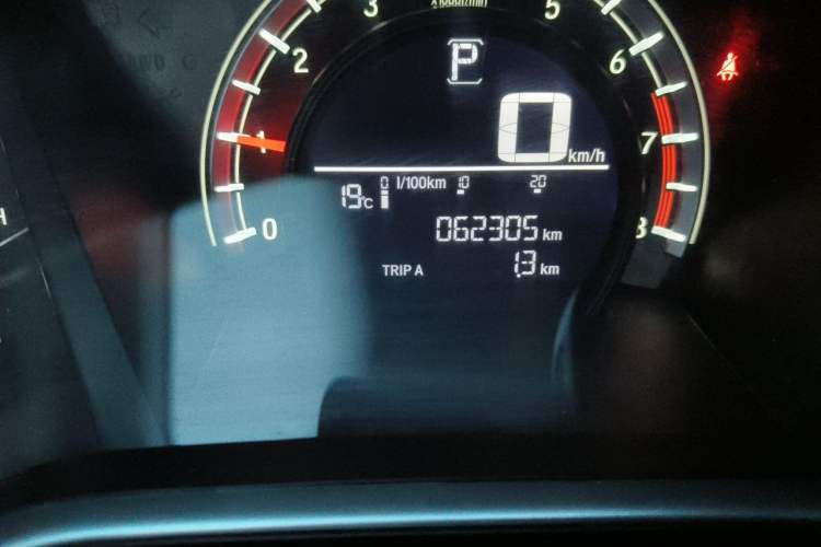 Used Honda CR-V 2019 240TURBO CVT 2WD Comfort Version China VI Emission Standard Odometer Close Up