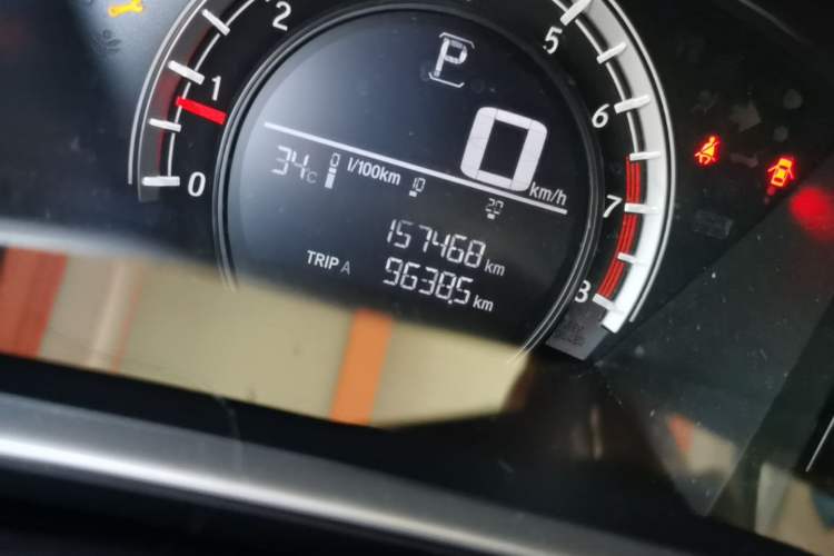 Used Honda CR-V 2019 240TURBO CVT 2WD Comfort Version China VI Emission Standard Odometer Close Up