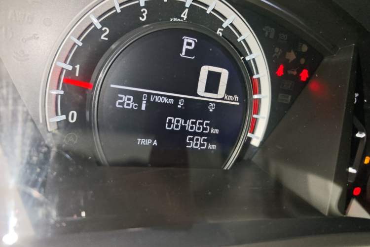 Used Honda CR-V 2019 240TURBO CVT 2WD Comfort Version China VI Emission Standard Odometer Close Up